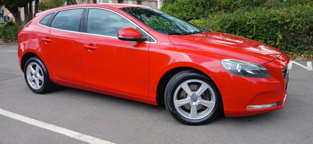 2016 Volvo V40